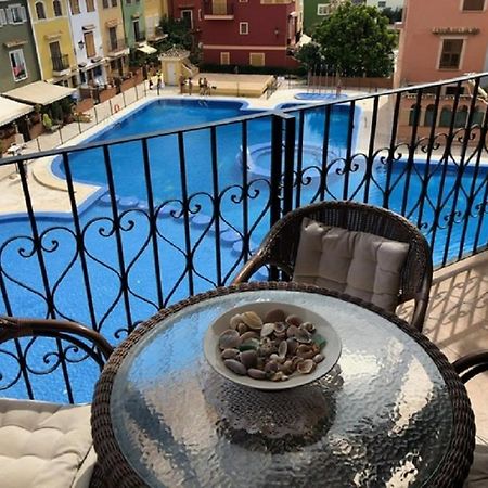 Valencia, Ideally Located 3Bed-2Bath Apart.Few Mints Walk From Beach,Pool,Shop. Port Saplaya Kültér fotó