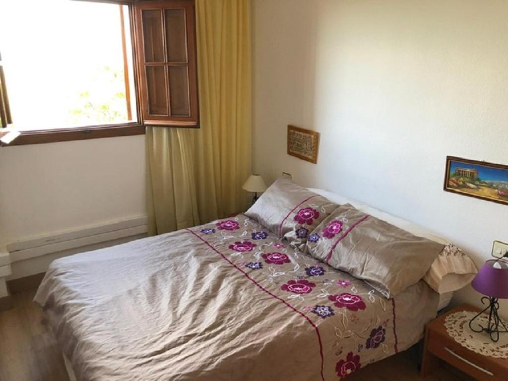Valencia, Ideally Located 3Bed-2Bath Apart.Few Mints Walk From Beach,Pool,Shop. Port Saplaya Kültér fotó