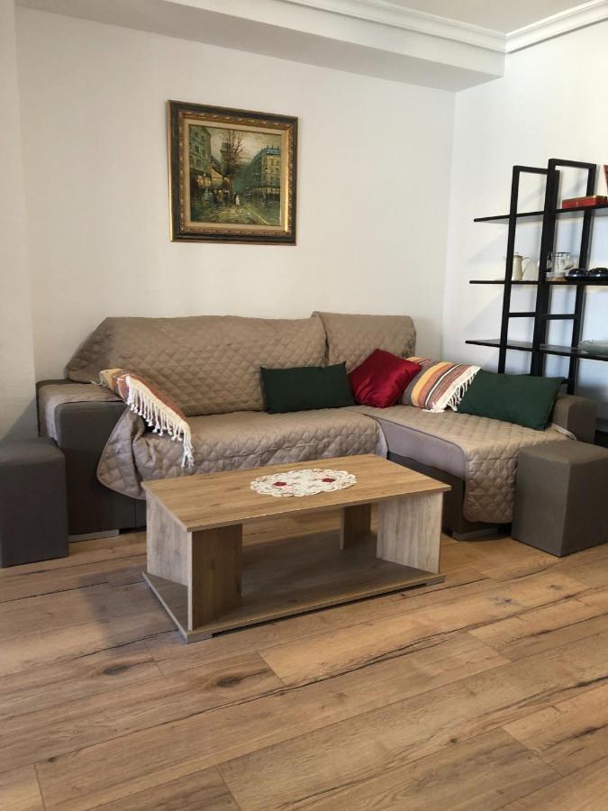 Valencia, Ideally Located 3Bed-2Bath Apart.Few Mints Walk From Beach,Pool,Shop. Port Saplaya Kültér fotó