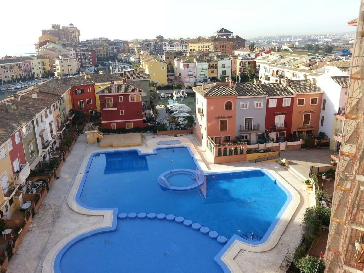Valencia, Ideally Located 3Bed-2Bath Apart.Few Mints Walk From Beach,Pool,Shop. Port Saplaya Kültér fotó