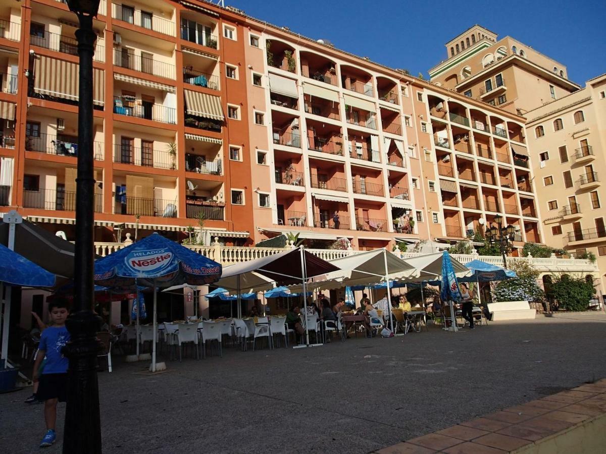 Valencia, Ideally Located 3Bed-2Bath Apart.Few Mints Walk From Beach,Pool,Shop. Port Saplaya Kültér fotó